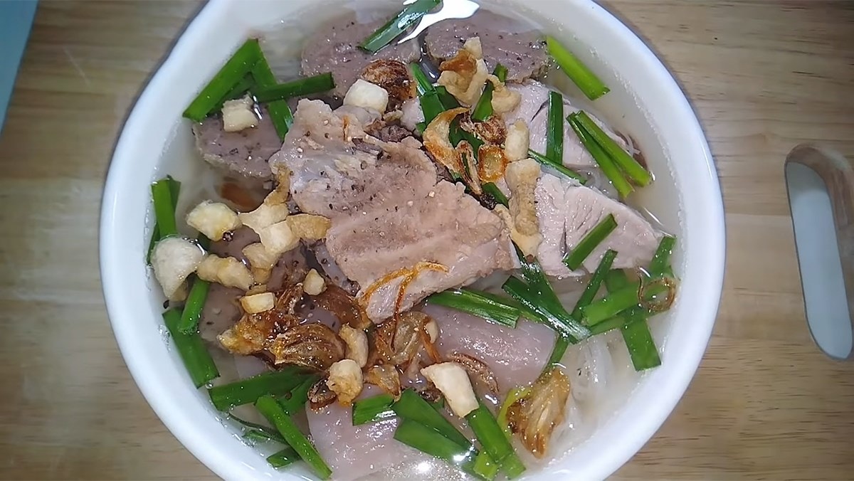 Hủ tiếu có nước dùng ngọt thanh